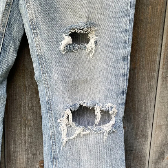 ZARA Womens Hi-Waist Split Hem Raw Hem Ripped Straight Leg Light Wash Jeans 4 - Picture 9 of 16